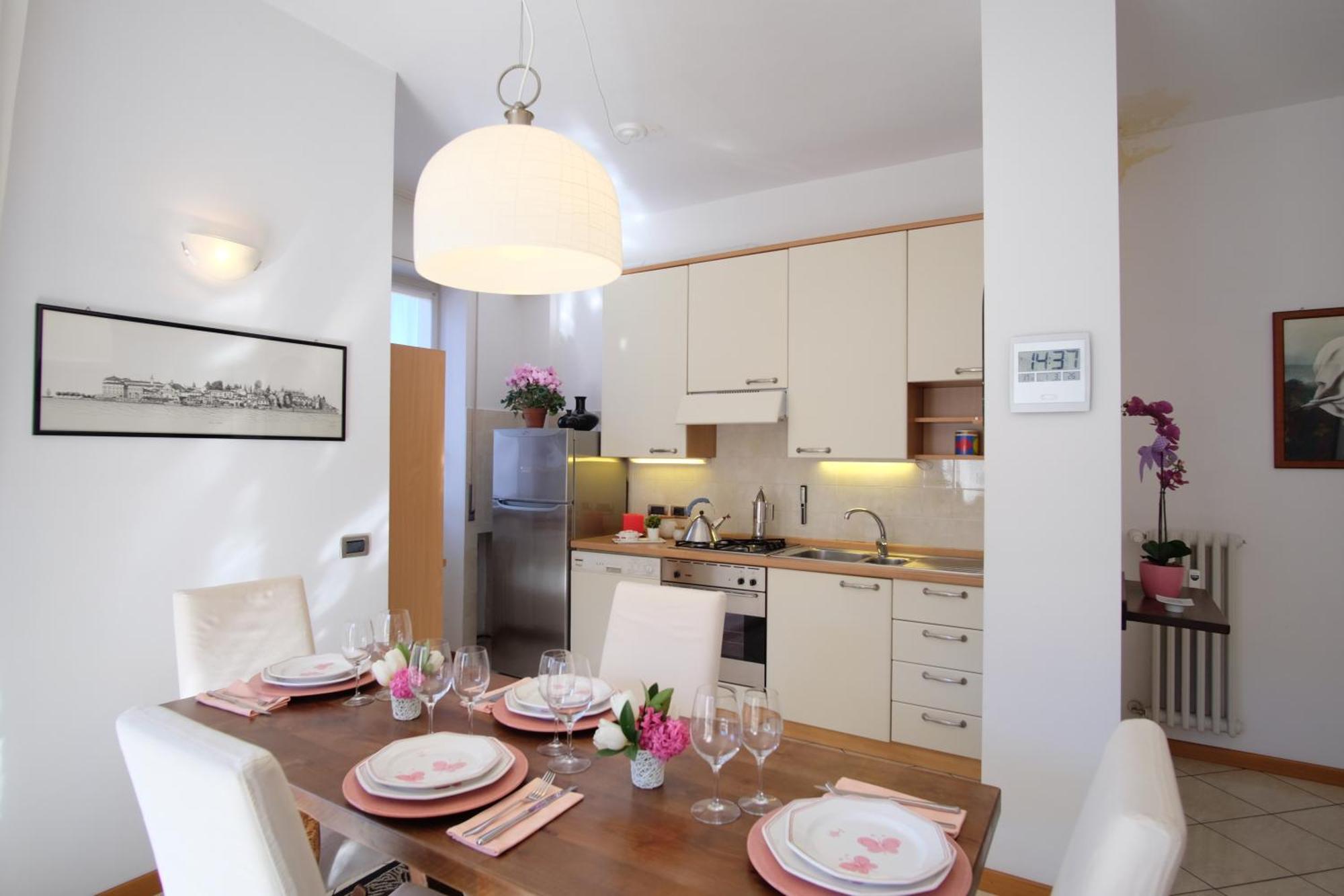 Dama Del Ginevra Apartment *